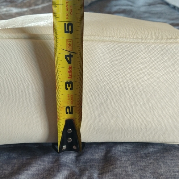 New Iman Elegant Winter White Handbag with Scarf Accent - Picture 13 of 13